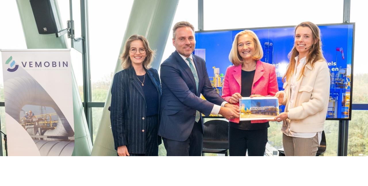 overhandiging rapport obstakels emissiereductie energie