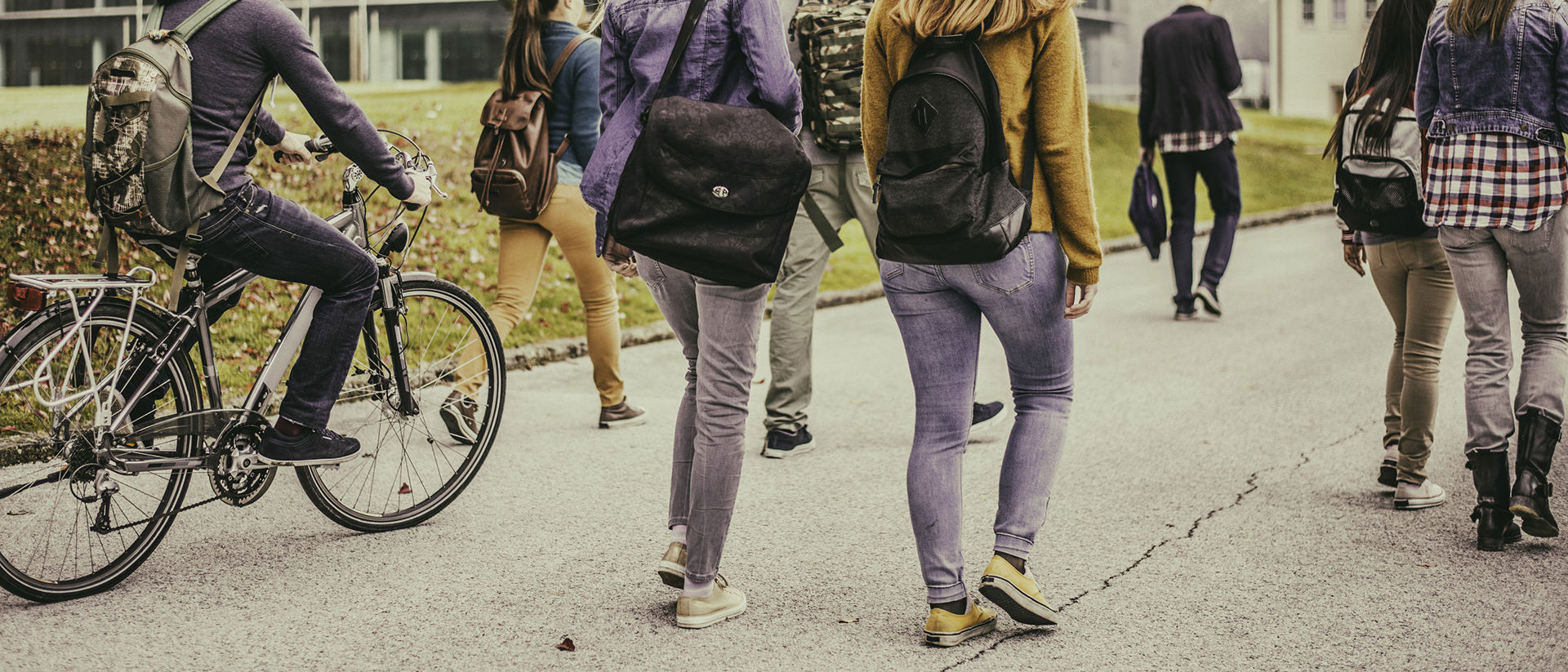 Verkeersveiligere wegen en fietspaden